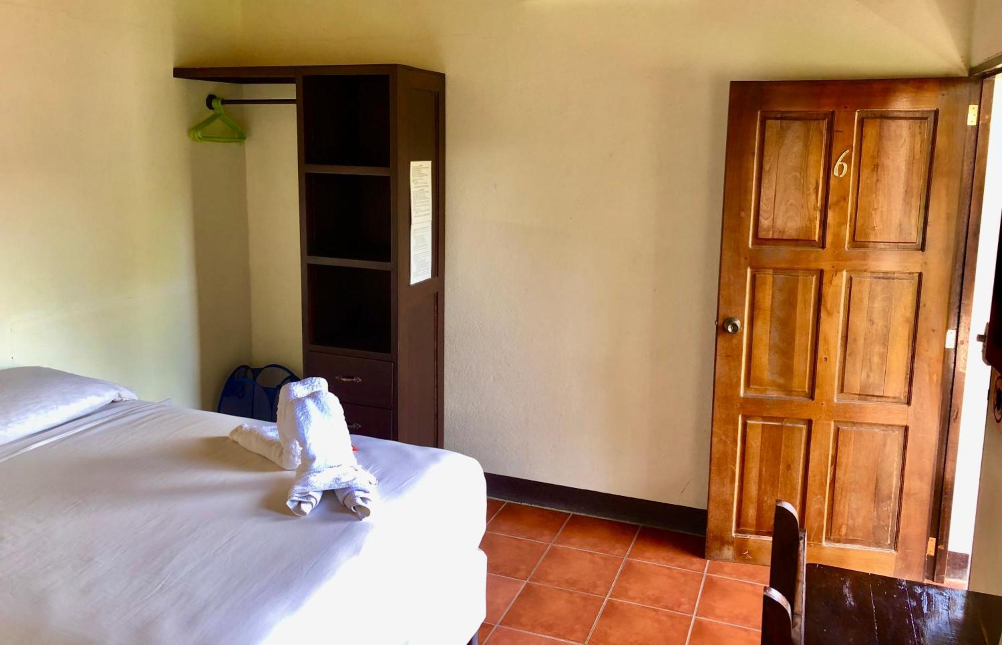 Casa Lula Leon Hostal Экстерьер фото