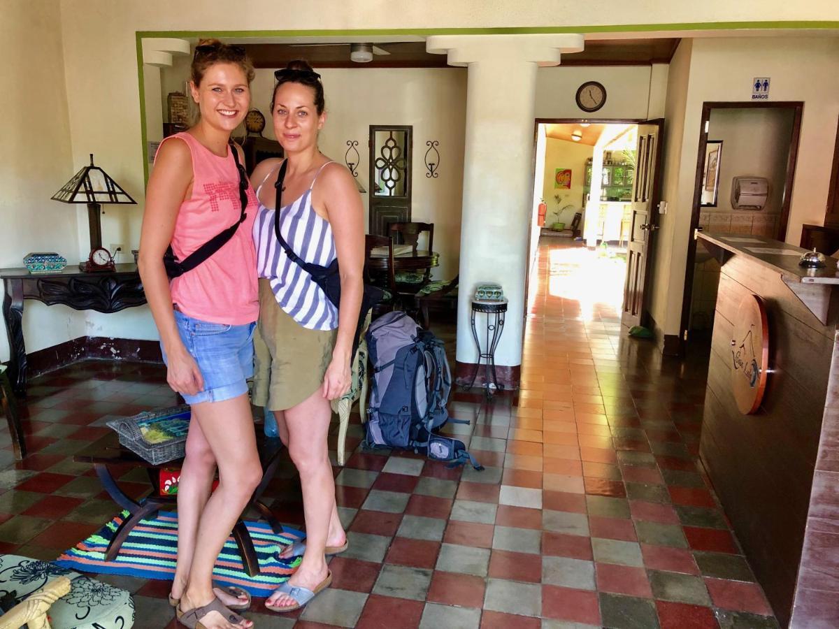 Casa Lula Leon Hostal Экстерьер фото